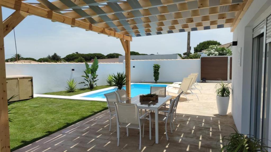 Palapa Garden Alojamientos, Piscina Privada Y Cerca Del Mar Chiclana de la Frontera Εξωτερικό φωτογραφία