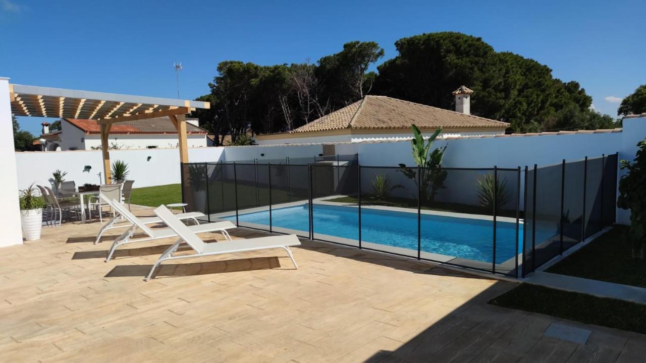 Palapa Garden Alojamientos, Piscina Privada Y Cerca Del Mar Chiclana de la Frontera Εξωτερικό φωτογραφία